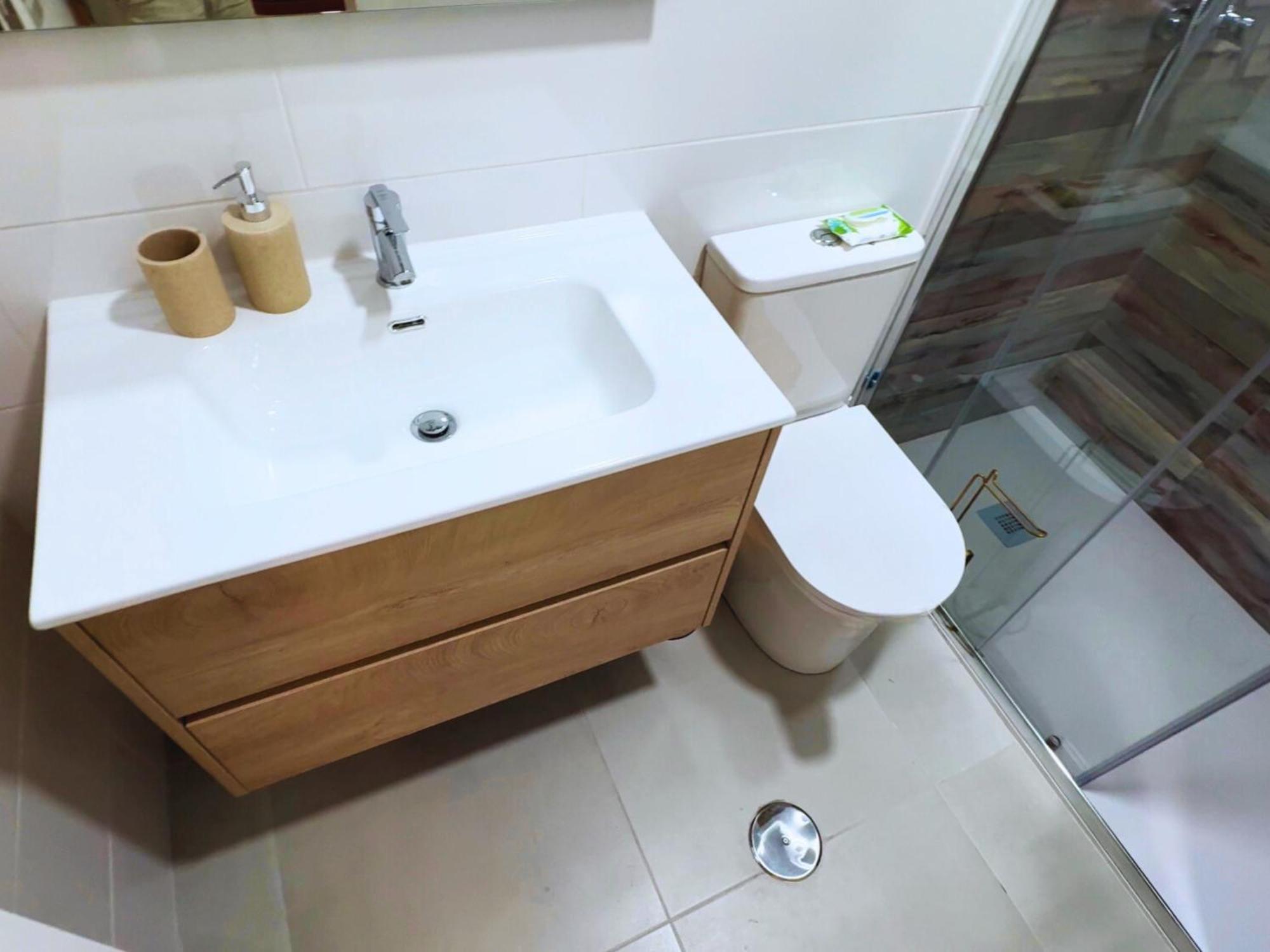 Carolinas Suites By Coqueto Alicante Eksteriør bilde